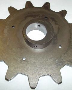 SPROCKET AND HUP ASSEMBLY,13 TOOTH,1.5"BORE 1" DEEP.ECC HUB